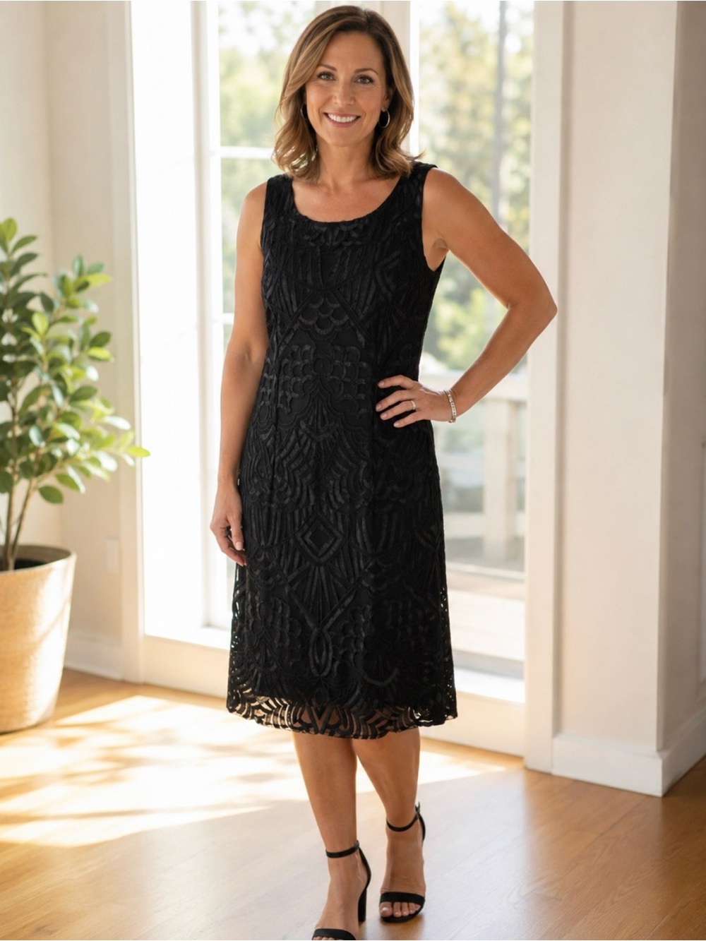 Leslie Fay Black lace sleeveless dress size 10